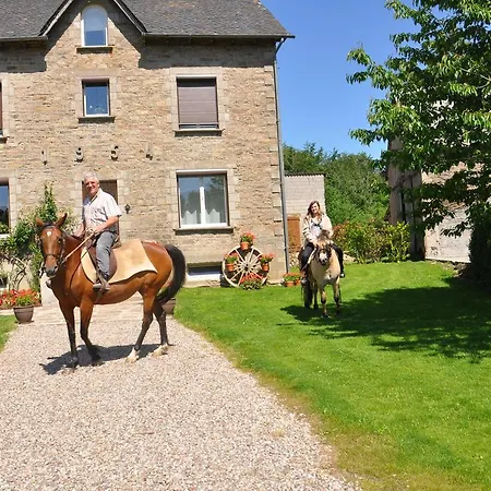 Capel Salles-Curan