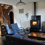 فندق مبيت وإفطار Capel 3*