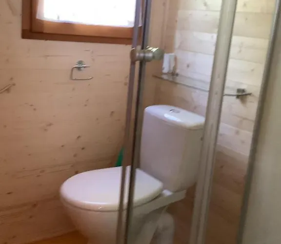 Capel Bed & Breakfast 3*